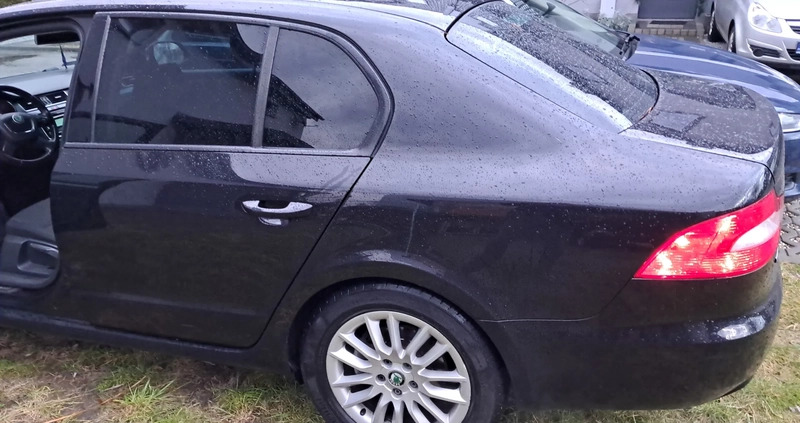 Skoda Superb cena 27500 przebieg: 221000, rok produkcji 2010 z Rybnik małe 277